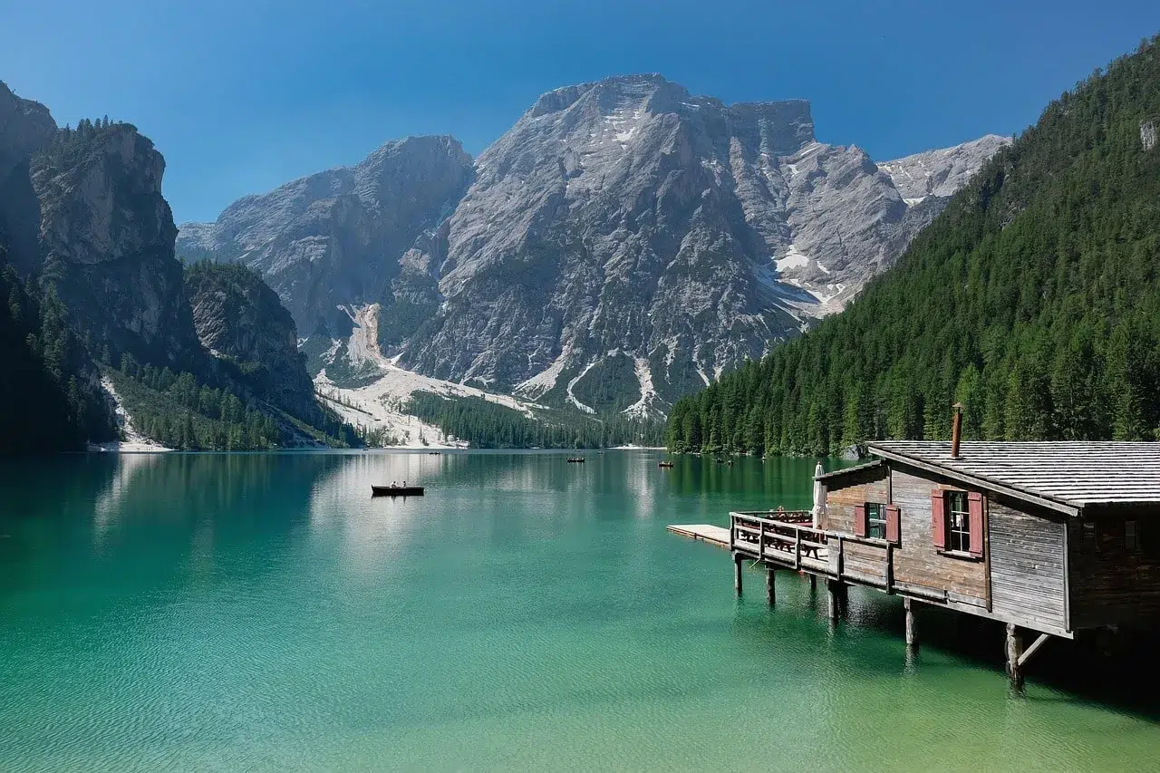 Italian Mountains and Lakes